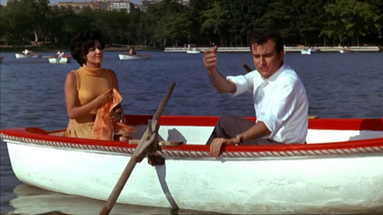 кадр из фильма Relaciones casi públicas