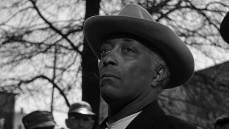 кадр из фильма Осквернитель праха