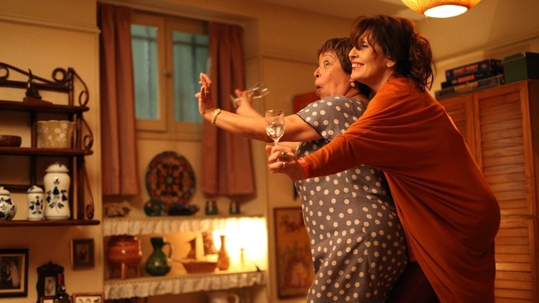 кадр из фильма Золотая клетка