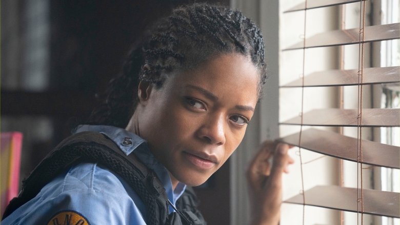 кадр из фильма Черное и синее