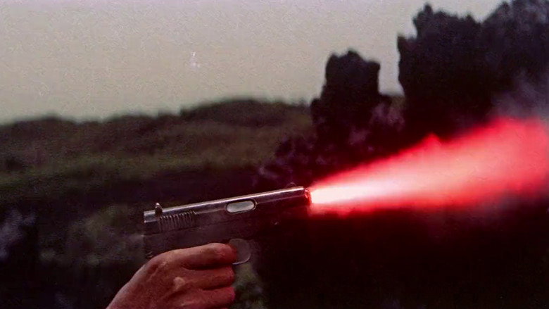 кадр из фильма Человек с дробовиком