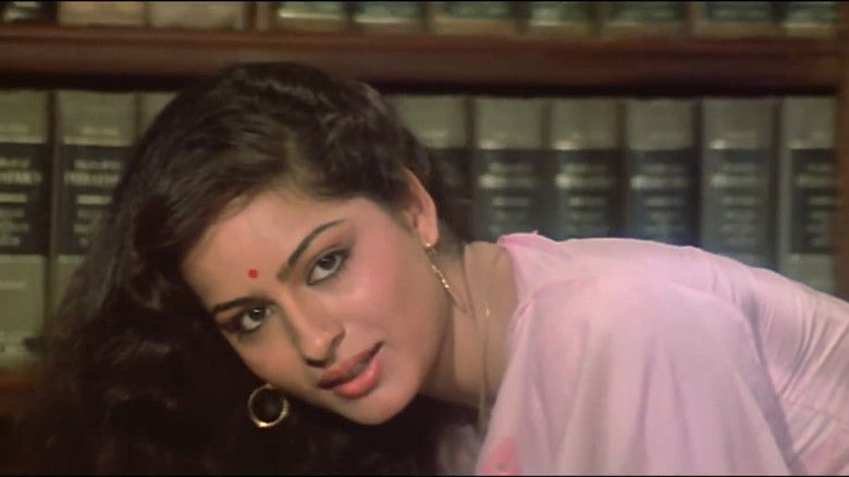 кадр из фильма Ганг, твои воды замутились