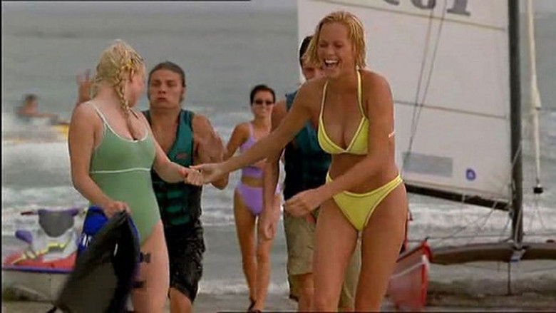 кадр из фильма Своя тусовка