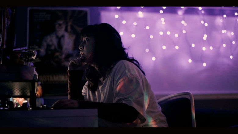 кадр из фильма STATIC!