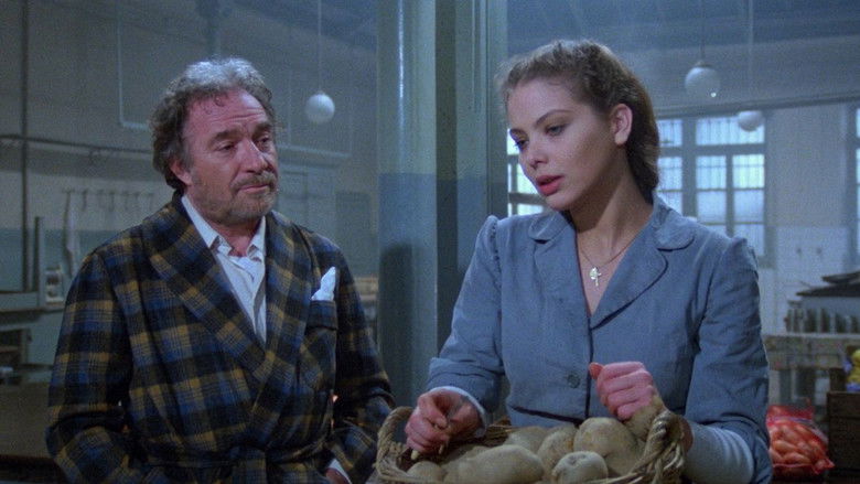 кадр из фильма Первая любовь