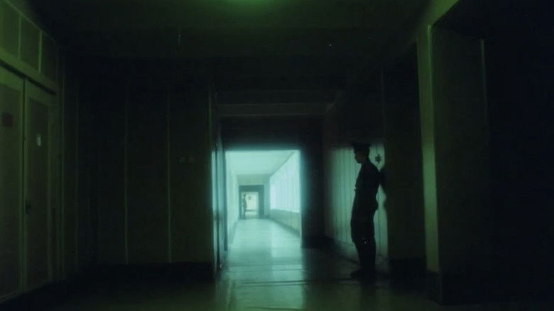 кадр из фильма Сто дней до приказа