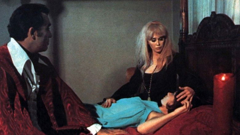 кадр из фильма Count Yorga, Vampire