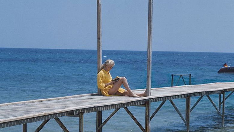 кадр из фильма Капитуляция