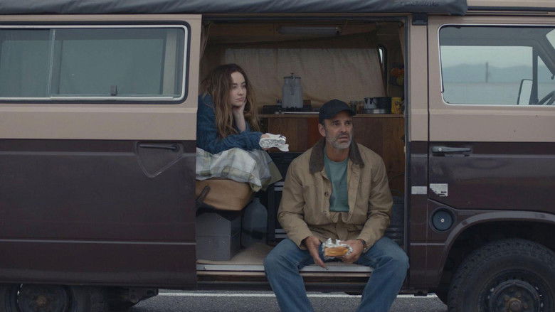 кадр из фильма Короткая история про длинный путь