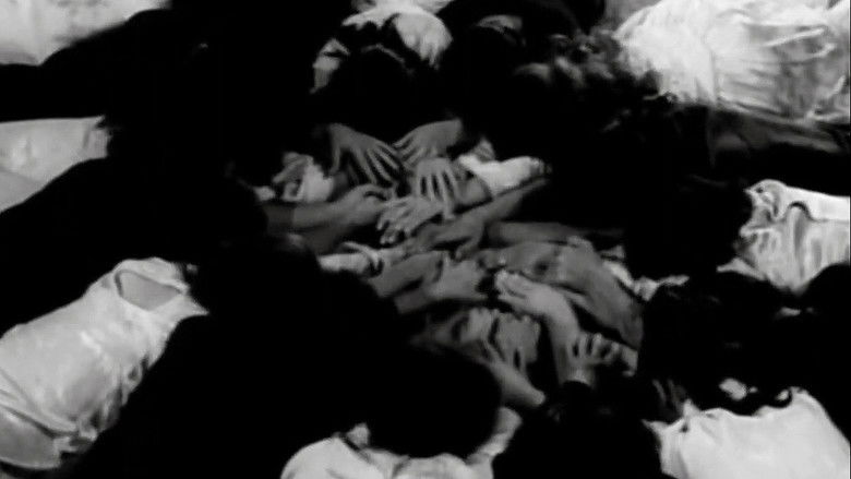 кадр из фильма Trilogia de Terror