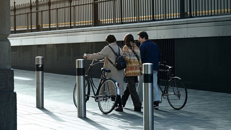 кадр из фильма Jalan yang Jauh, Jangan Lupa Pulang