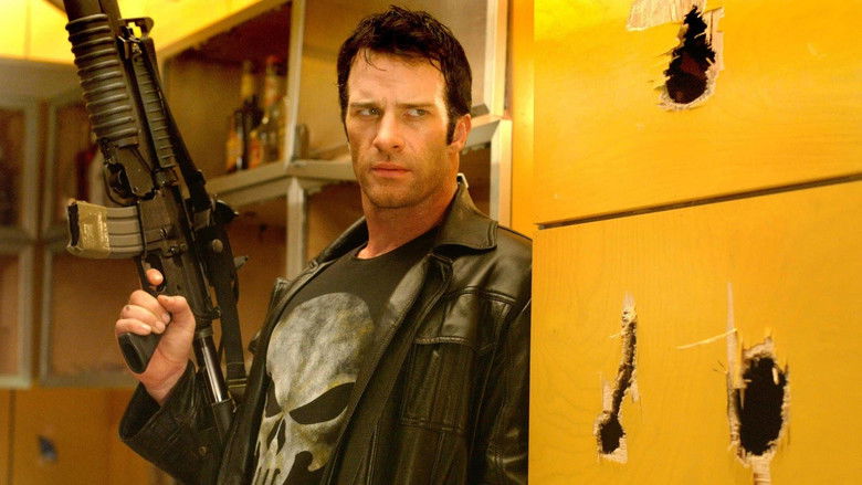 кадр из фильма Каратель