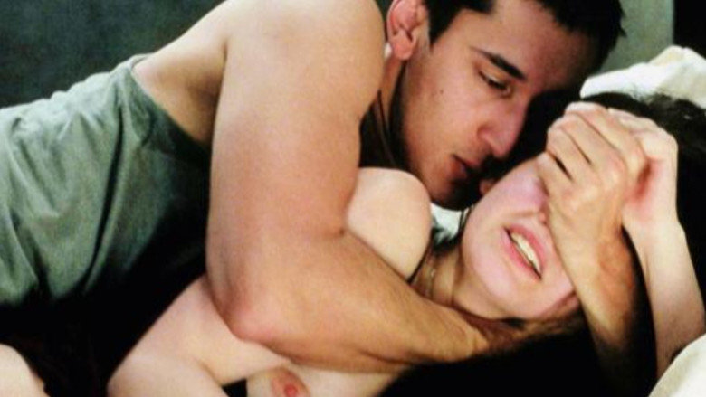 кадр из фильма Интимные сцены