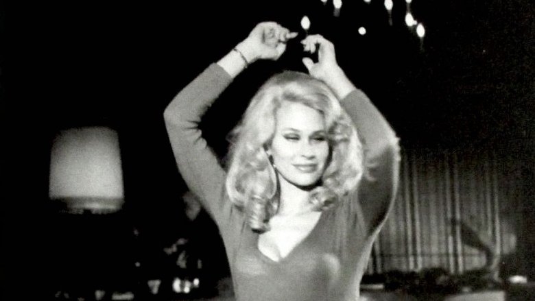 кадр из фильма The Strange Possession of Mrs. Oliver