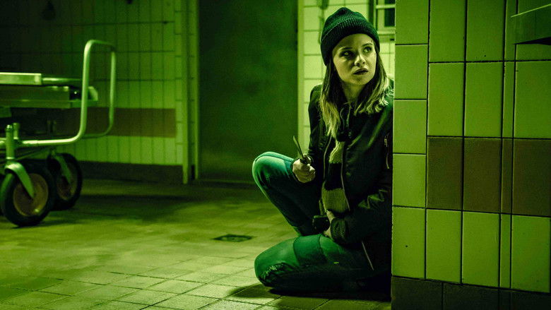 кадр из фильма Звонок мертвецу