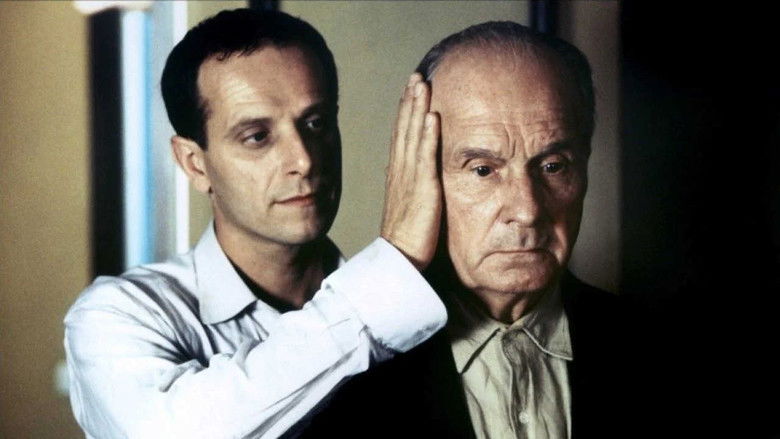 кадр из фильма Comment j'ai tué mon père