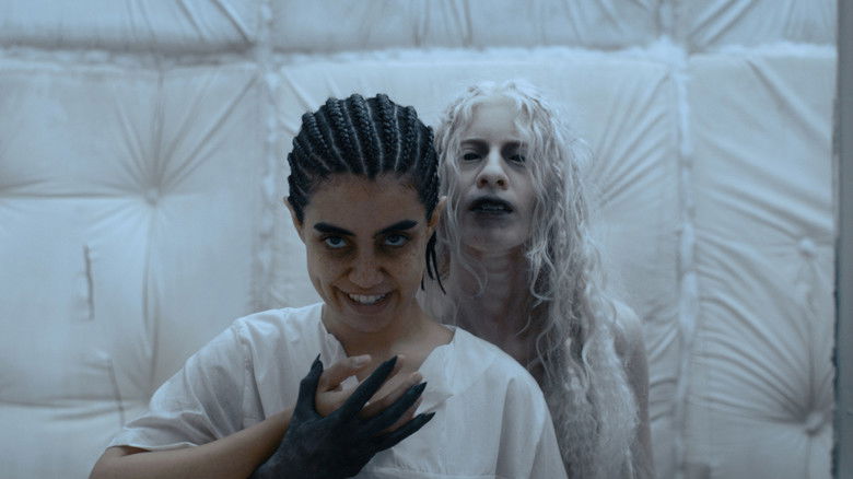 кадр из фильма Испугайся