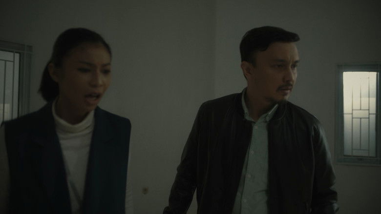 кадр из фильма Utusan Iblis: Dia Yang Berada di Antara Kita