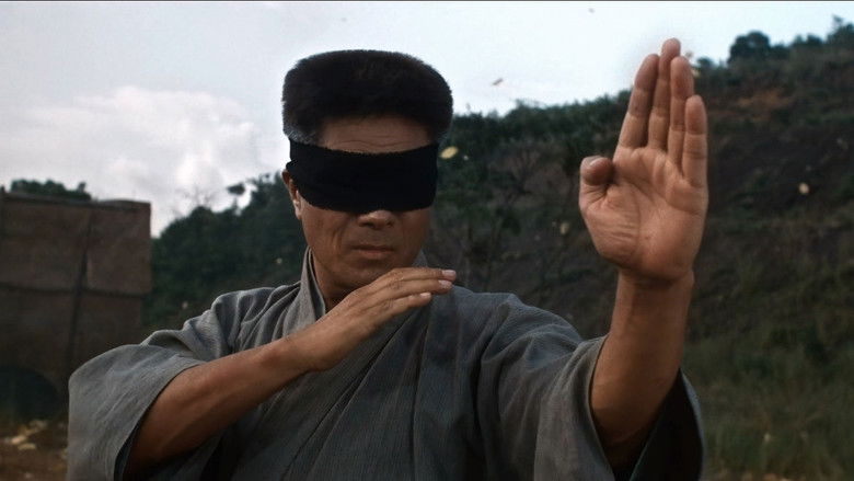 кадр из фильма Кулак легенды