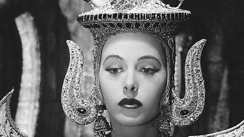 кадр из фильма Леди из тропиков