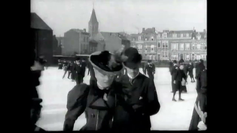 кадр из фильма Les Patineurs