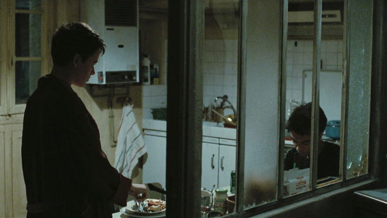 кадр из фильма Paris s'éveille