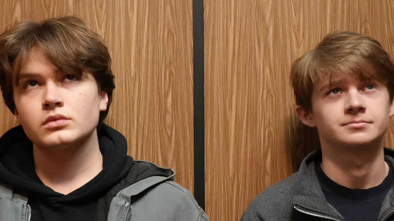 кадр из фильма Going Up?