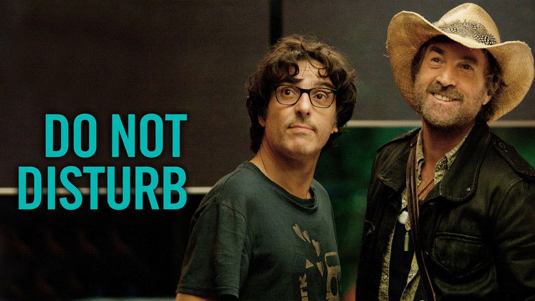 кадр из фильма Не входить, мы не одеты