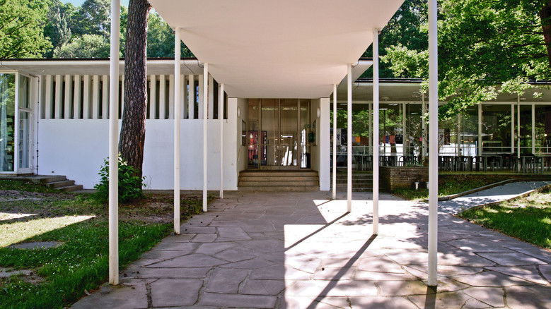 кадр из фильма Sep Ruf - Architekt der Moderne