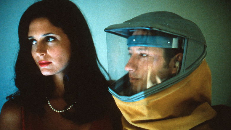 кадр из фильма The Outsider