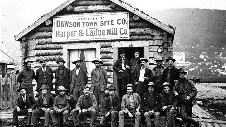 кадр из фильма City of Gold