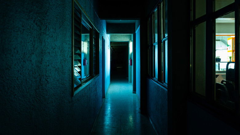 кадр из фильма LIMINAL