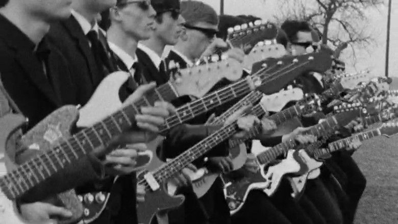 кадр из фильма Happy End!