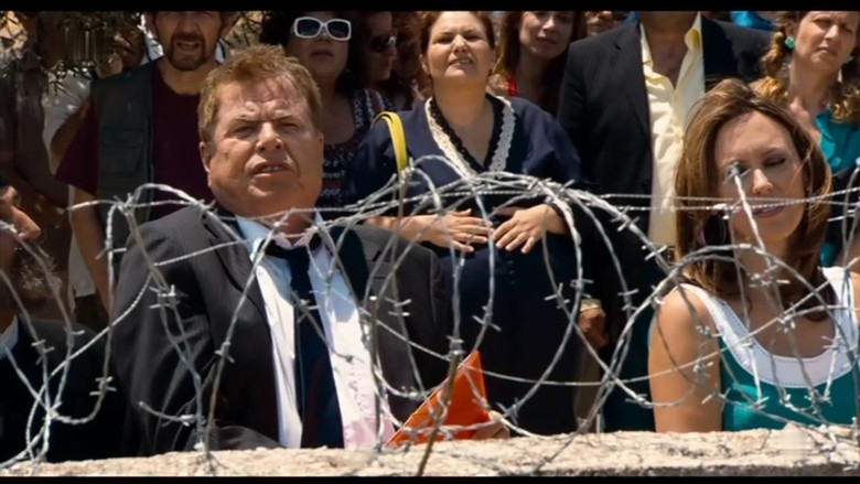 кадр из фильма Λάρισα Εμπιστευτικό