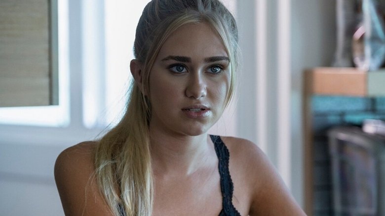 кадр из фильма Секреты в воде