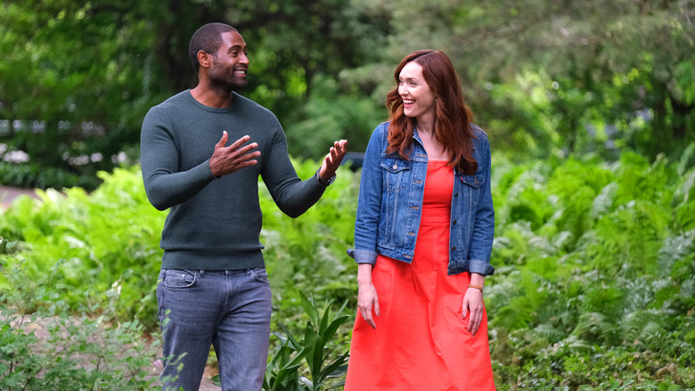 кадр из фильма Когда расцветает любовь