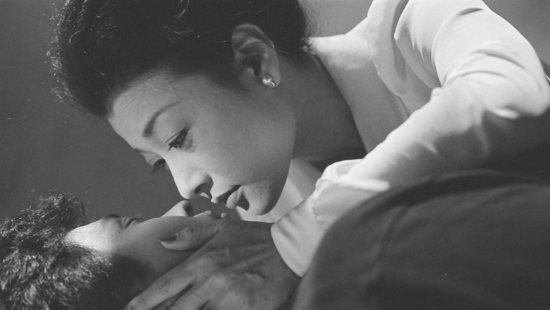 кадр из фильма Леди Каруидзава