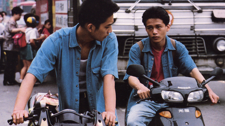 кадр из фильма Бунтари неонового бога