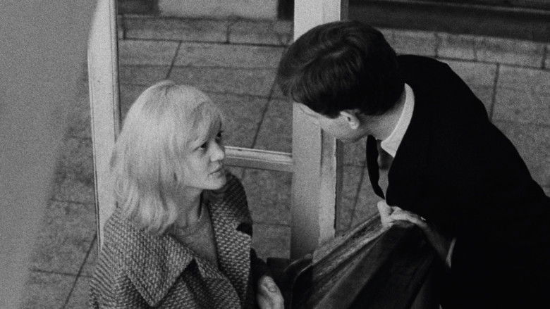 кадр из фильма Любовные похождения блондинки