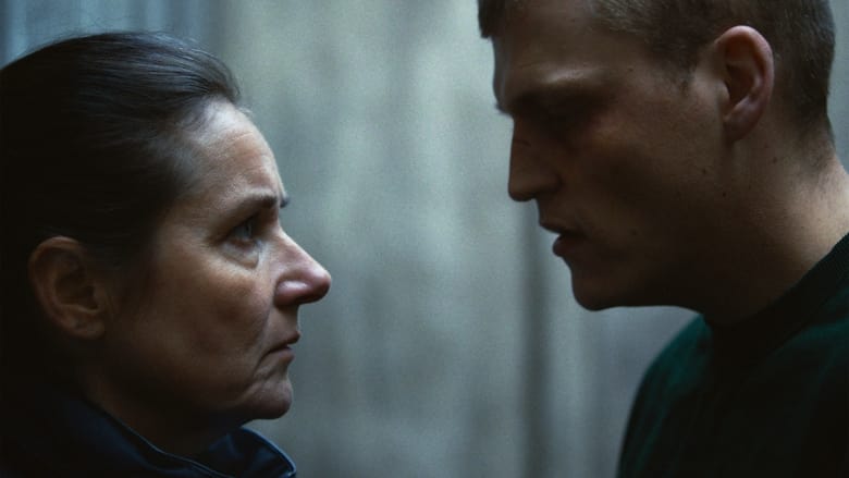 кадр из фильма Надзирательница