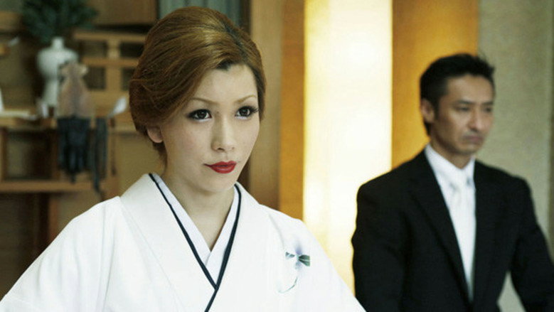 кадр из фильма 二代目はニューハーフ