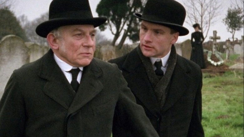 кадр из фильма Женщина в чёрном