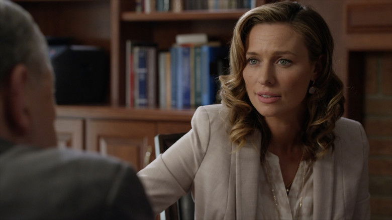 кадр из фильма Love Finds You in Valentine