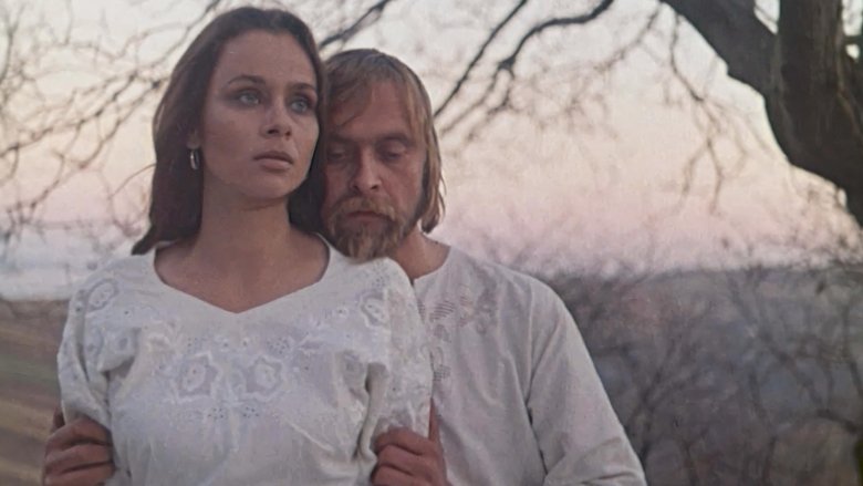 кадр из фильма Вавилон XX