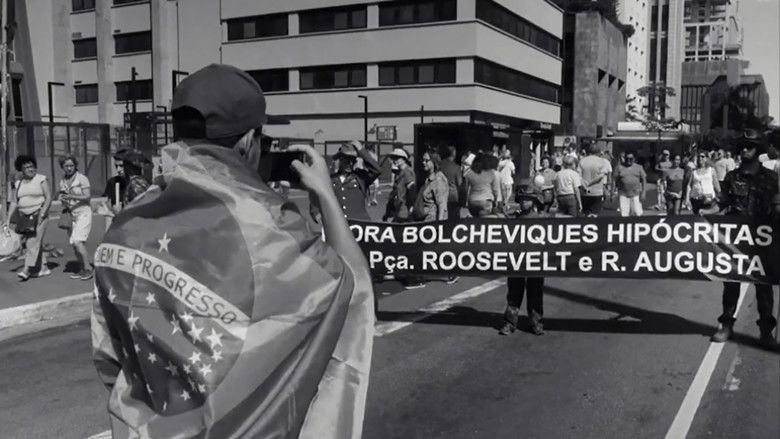 кадр из фильма Memória Sufocada