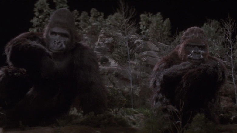 кадр из фильма Кинг Конг жив