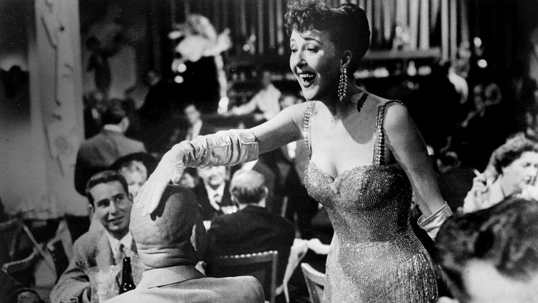 кадр из фильма Screaming Mimi