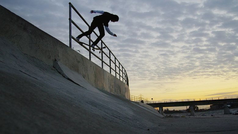 кадр из фильма Holy Stokes! Реальная жизнь