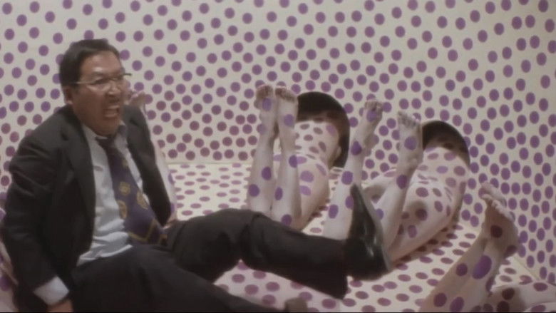 кадр из фильма 女の手配師　池袋の夜