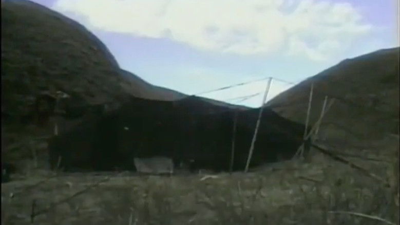 кадр из фильма Terre des hommes